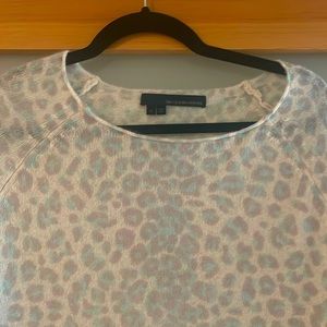 360 cashmere leopard print thin sweater. Super fine